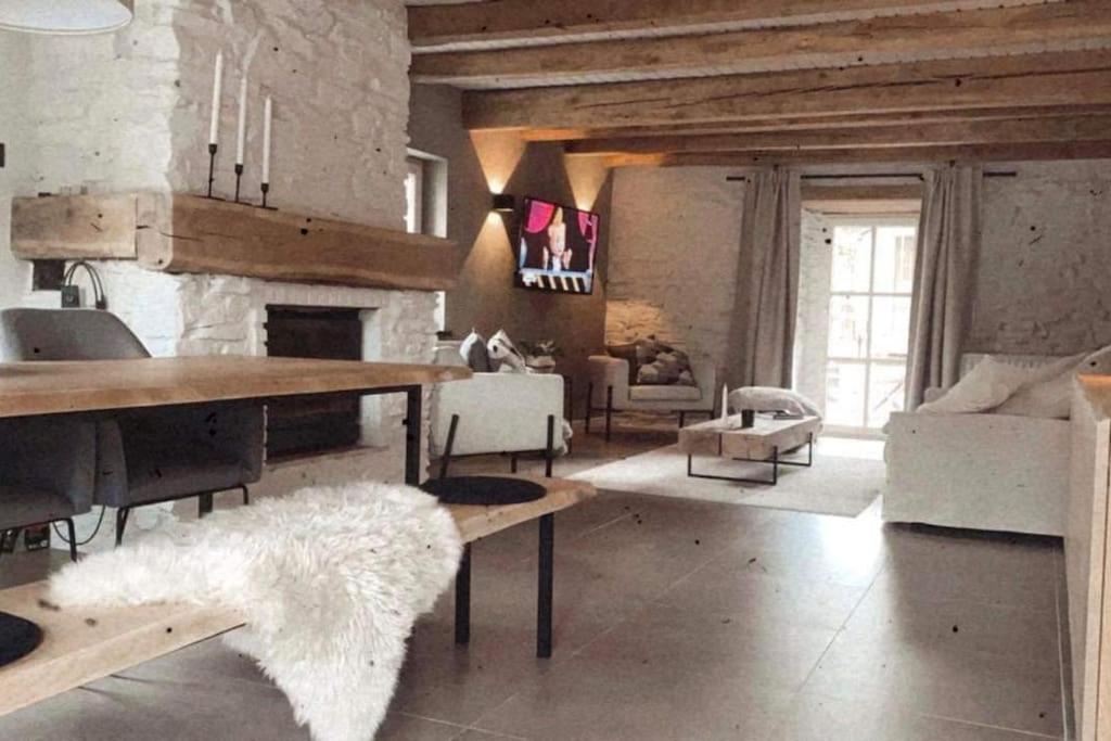 Charmante Maison De Vacances Vaux-sur-Sure Exterior photo